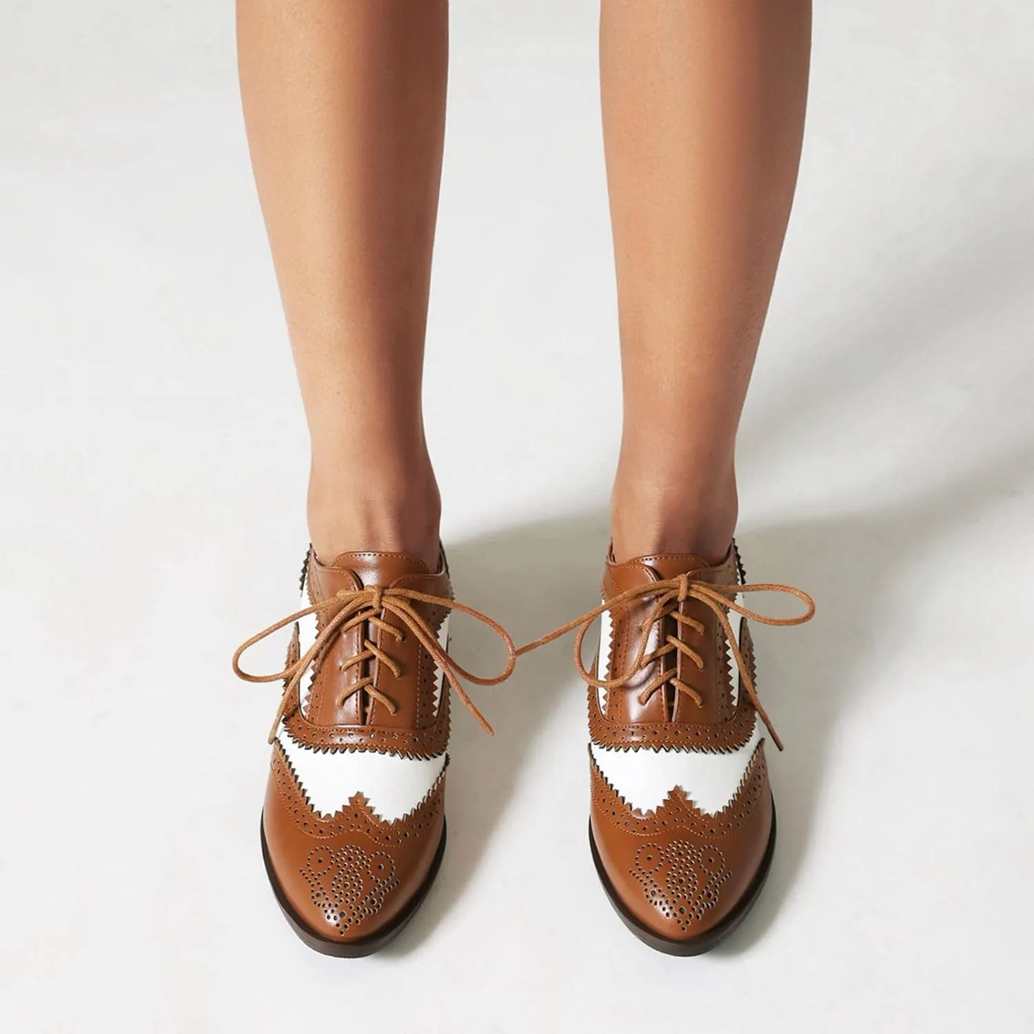 Womens Wingtip Oxford Brogue Shoes Lace up Pointed Toe Chunky Low Heel Pumps Casual Comfortable Party Dress Shoes